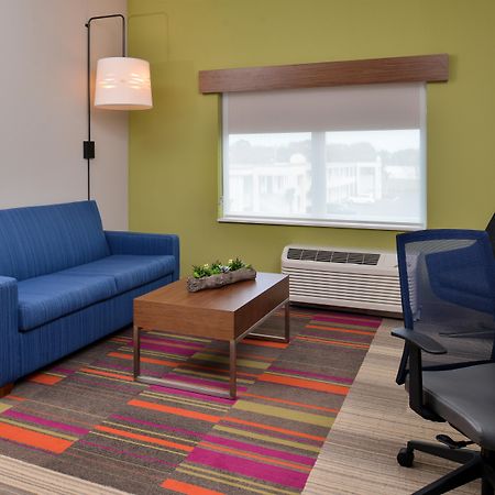 West Melbourne Holiday Inn Express Melbourne West By Ihg מראה חיצוני תמונה