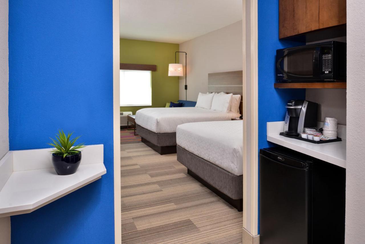 West Melbourne Holiday Inn Express Melbourne West By Ihg מראה חיצוני תמונה