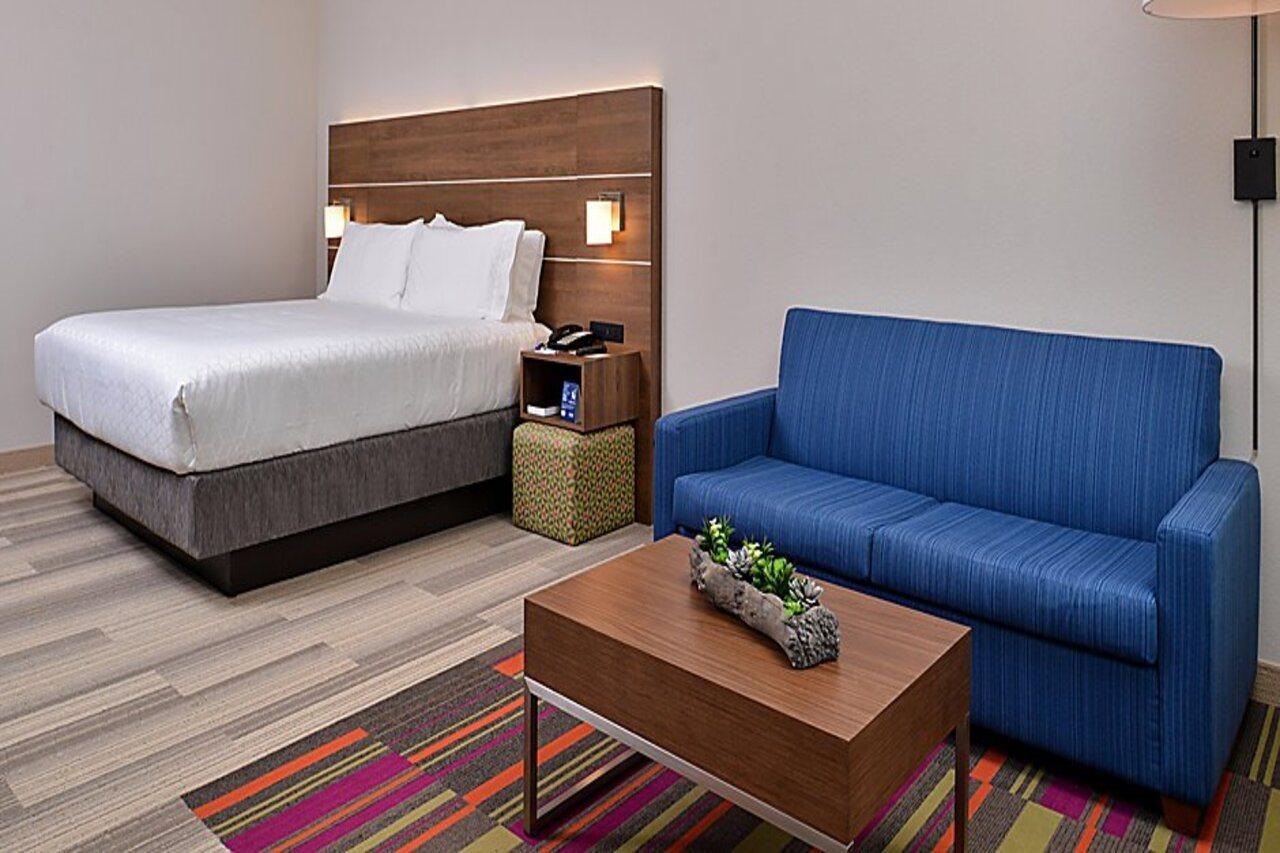 West Melbourne Holiday Inn Express Melbourne West By Ihg מראה חיצוני תמונה