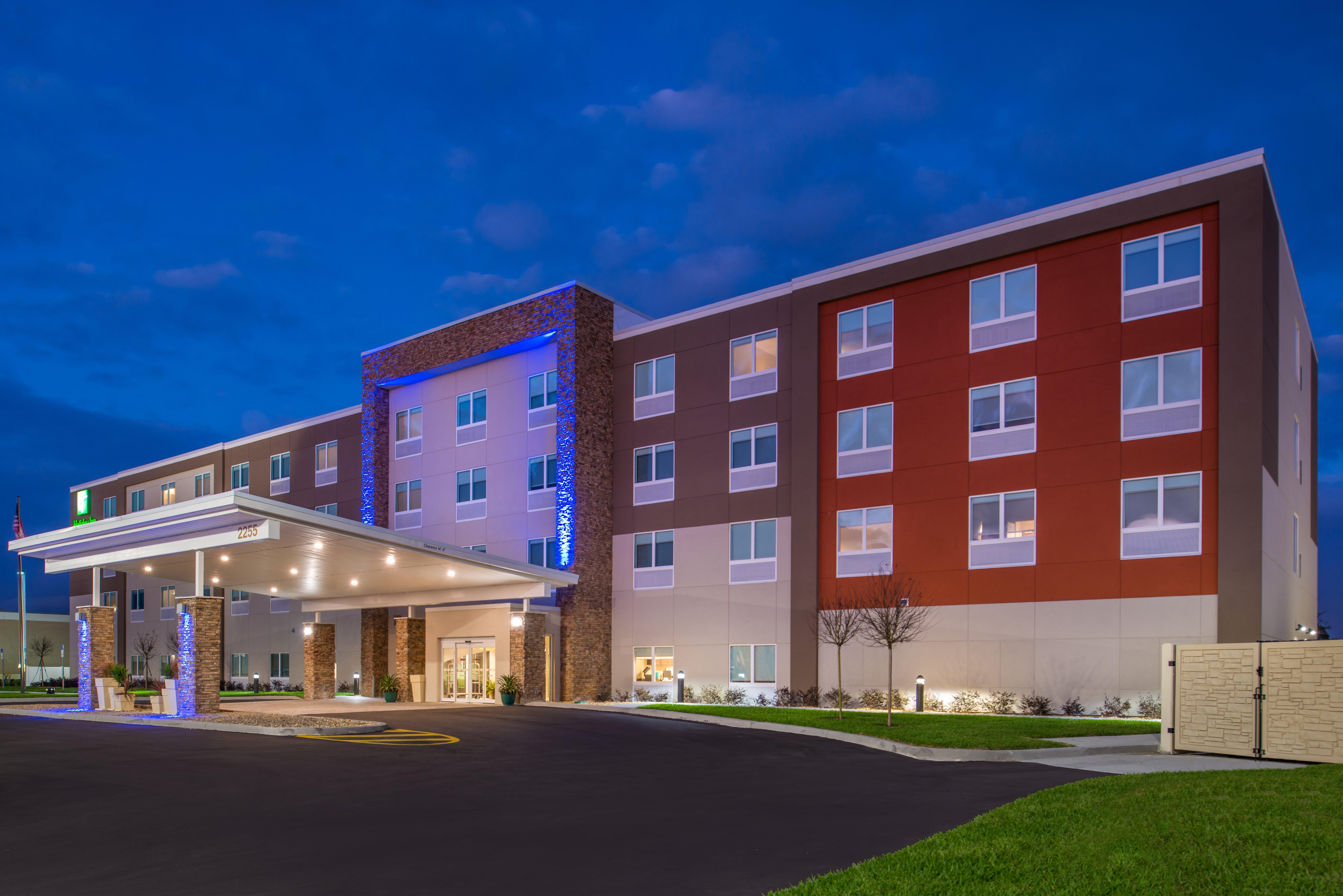 West Melbourne Holiday Inn Express Melbourne West By Ihg מראה חיצוני תמונה