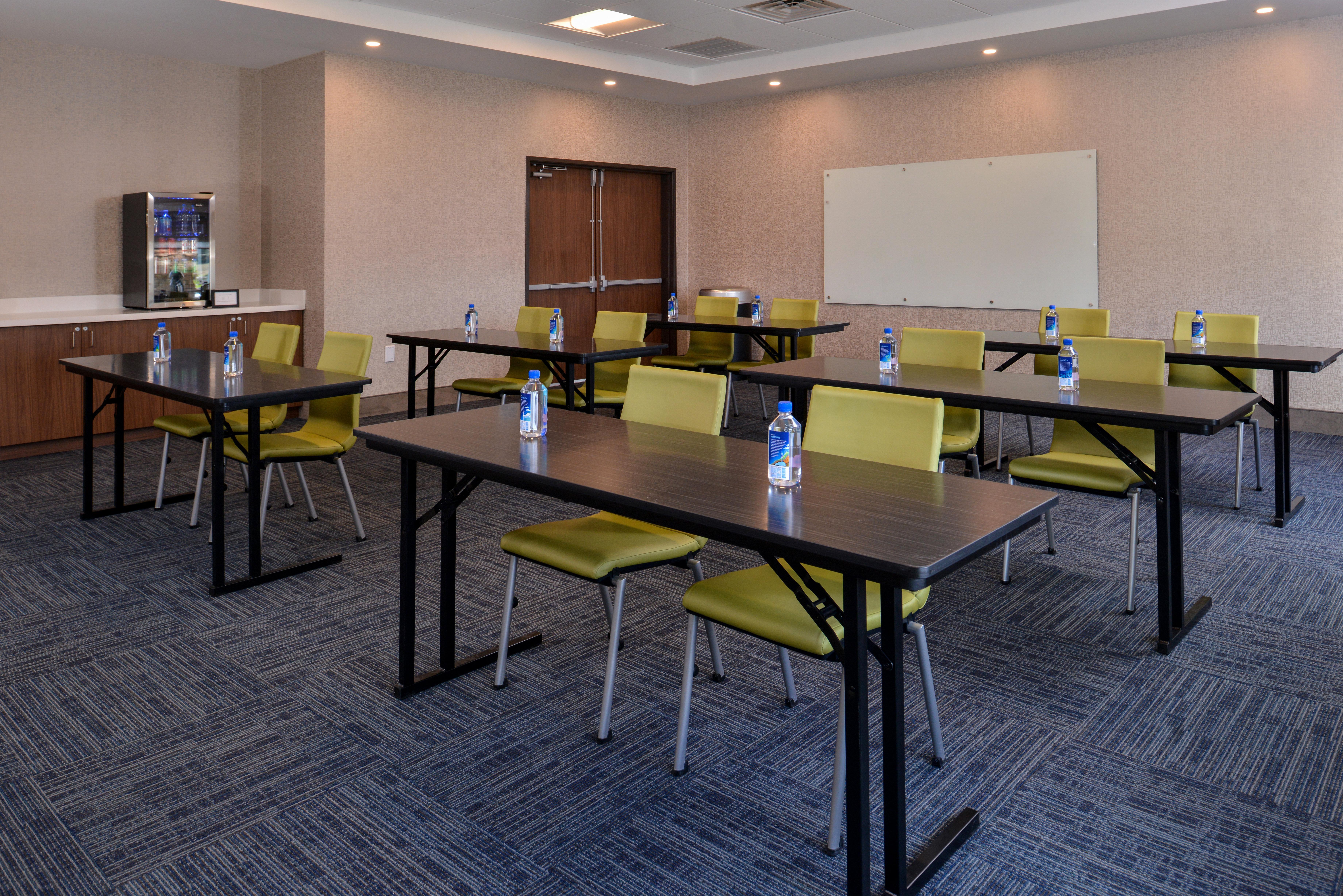 West Melbourne Holiday Inn Express Melbourne West By Ihg מראה חיצוני תמונה